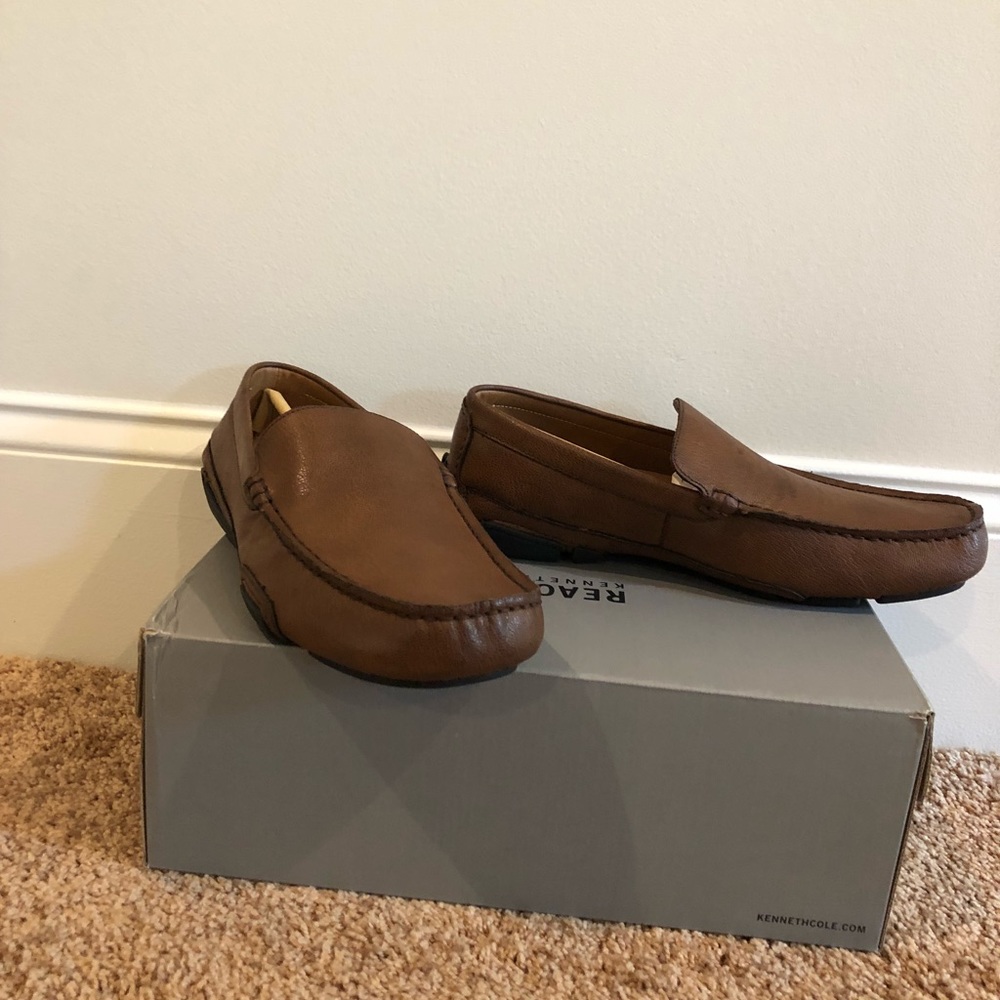 Kenneth Cole Shoes never worn